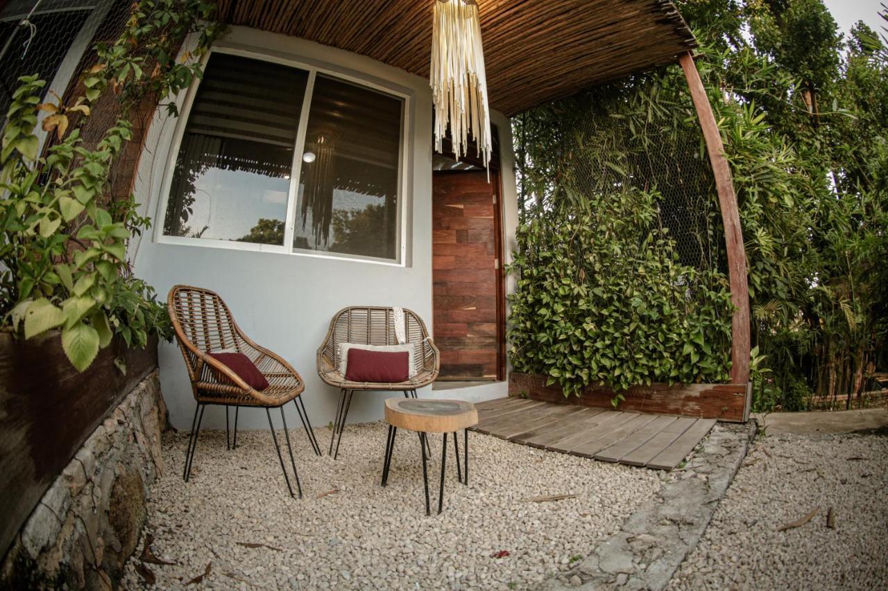 Hotel Makaaba Eco-Boutique Bacalar Eksteriør bilde A room at the hotel