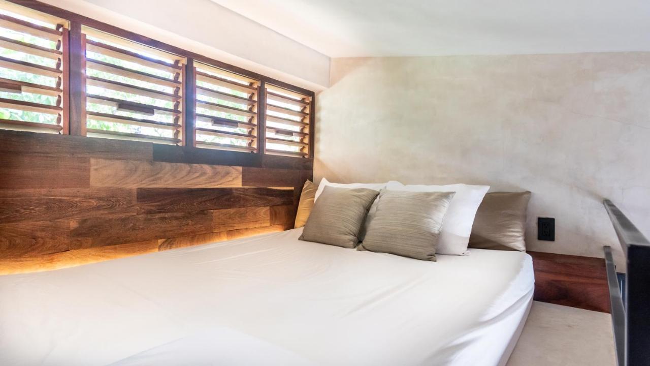 Hotel Makaaba Eco-Boutique Bacalar Eksteriør bilde A bedroom at the hotel