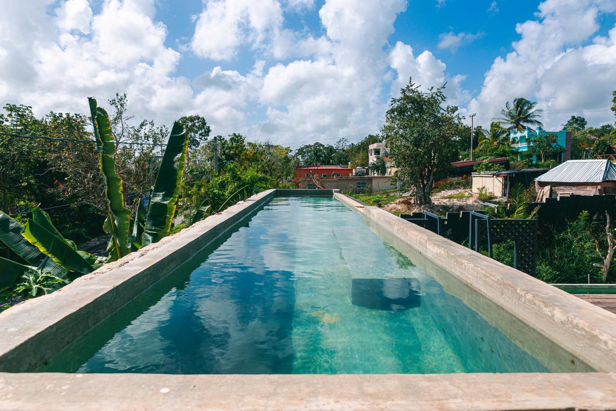 Hotel Makaaba Eco-Boutique Bacalar Eksteriør bilde Swimming pool at the hotel