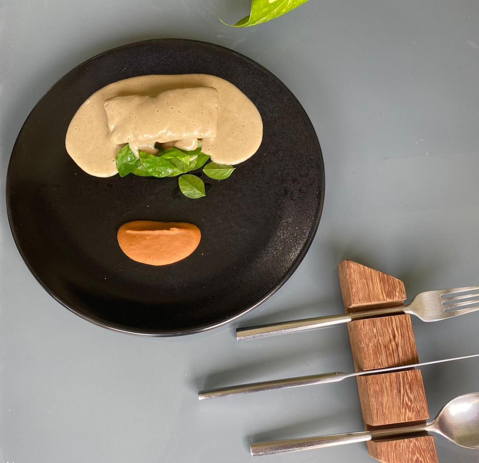 Hotel Makaaba Eco-Boutique Bacalar Eksteriør bilde A plate of food prepared by a culinary artist