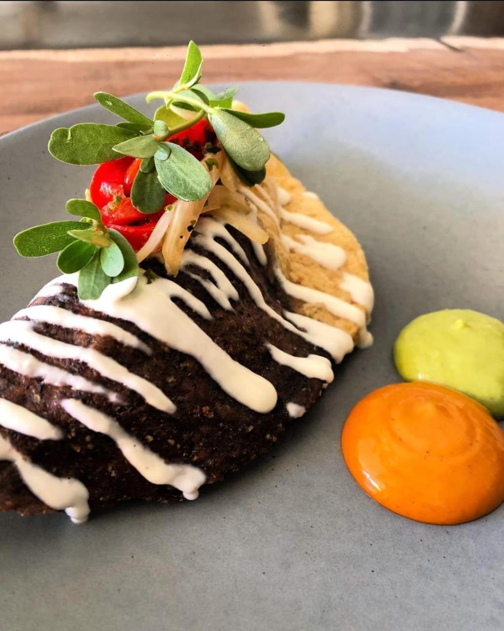 Hotel Makaaba Eco-Boutique Bacalar Eksteriør bilde A chocolate-covered taco