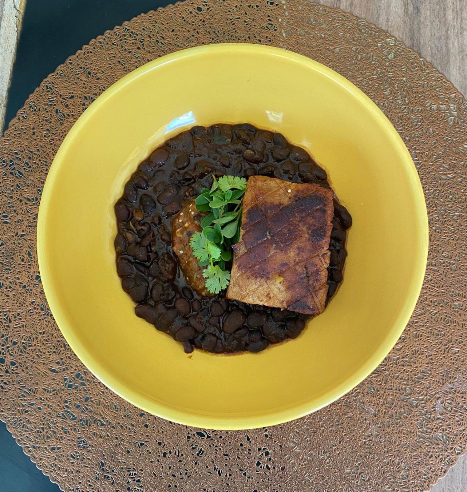 Hotel Makaaba Eco-Boutique Bacalar Eksteriør bilde Black bean soup with tofu
